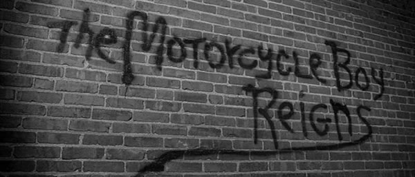 Muro pintado en "Rumble fish"